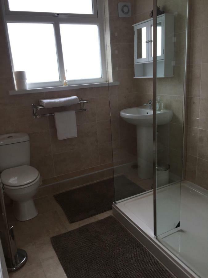 Streatham Common Bed & Breakfast London Bagian luar foto